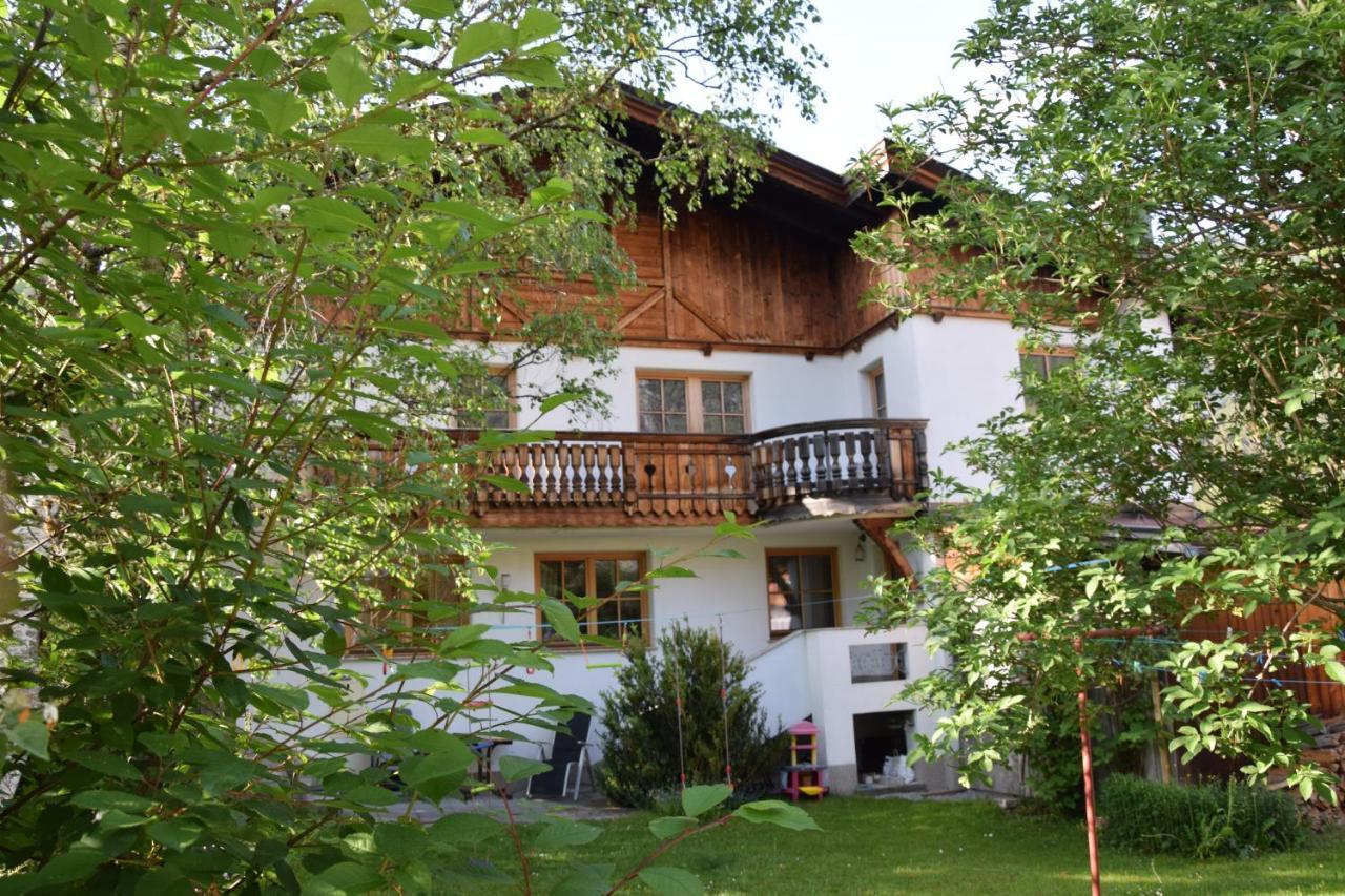 Foersterhaus Lejlighed Holzgau Eksteriør billede